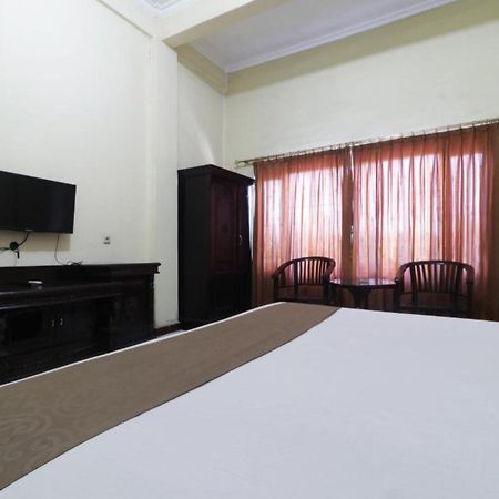 Hotel Antariksa Dupak Kültér fotó